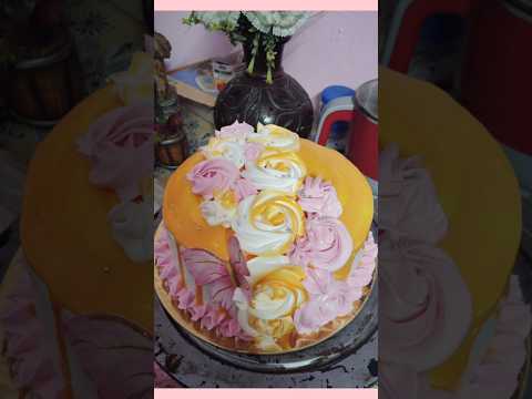 Unique Strawberry cake decoration 🎀#cake #strawberrycake #cakedecoration #viral