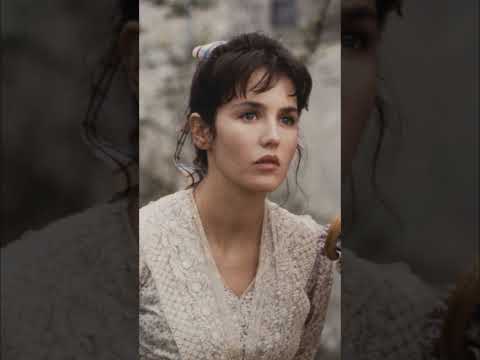 Isabelle Adjani's Haunting Performance in Camille Claudel:  The Tragic Beauty of Art, Love, Madness