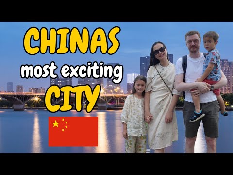 Visiting China‘s MOST EXCITING city | Changsha, Hunan 长沙 湖南 (China Vlog 2024)