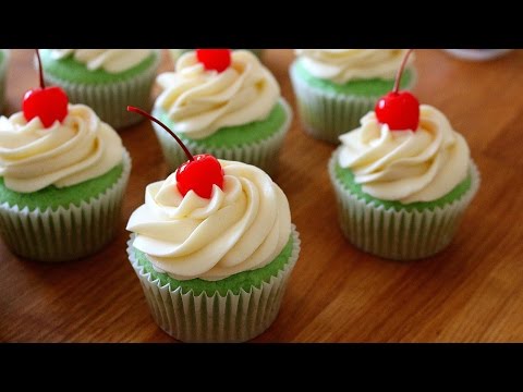 Shamrock Shake Cupcakes Recipe | sweetco0kiepie