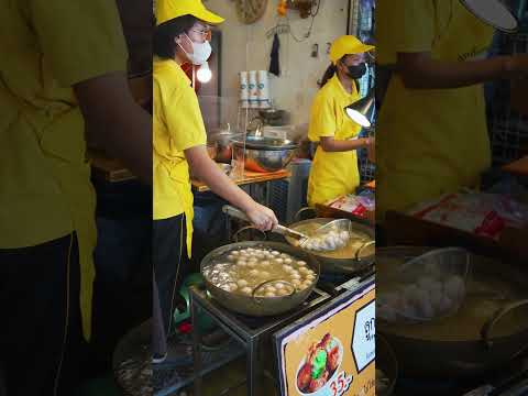 Handmade Meatball in Tamarind Sauce | Thai Food | Thailand🇹🇭 | Bangkok #shorts