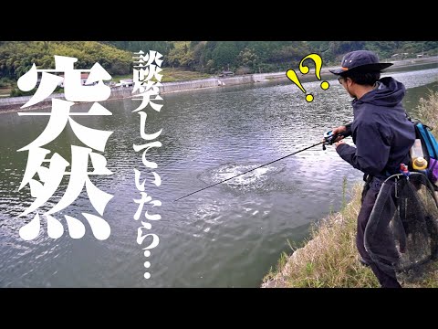 水面爆発。油断していた時に限って、こういう魚が釣れてしまう…。ベイトアンチが初めてのベイトシーバスチャレンジ