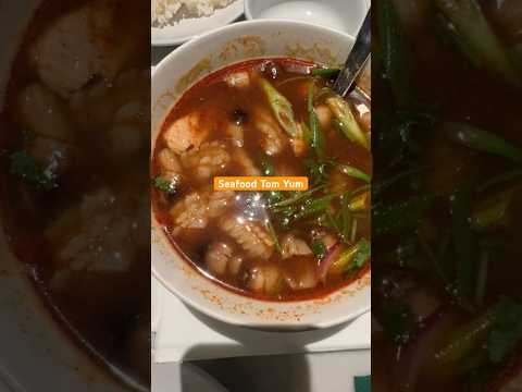 Delicious Seafood Tom Yum, and Chicken Wrapped in Pandan Leaf | Dining in Tukwila, WA | Info👇