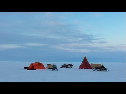 Cape Dungeness camp at sunset - Nanoq 2007 expedition