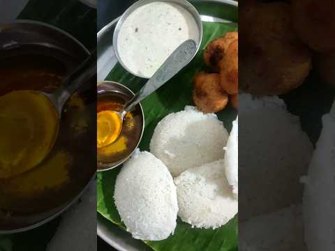 #idli #chutney #ghee #burelu #traditionalfood #bananaleaf