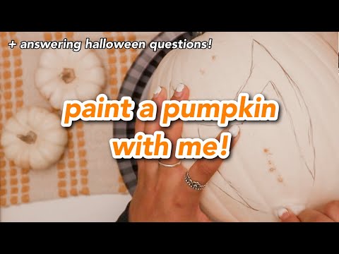 painting pumpkins time lapse & answering halloween questions | Vlogtober Day 2