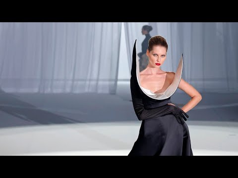 Stephane Rolland | Haute Couture Fall Winter 2024/2025 | Paris