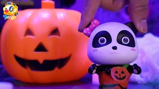 Halloween Is Coming! | Pumpkin Castle | Halloween Toys for Kids | ToyBus