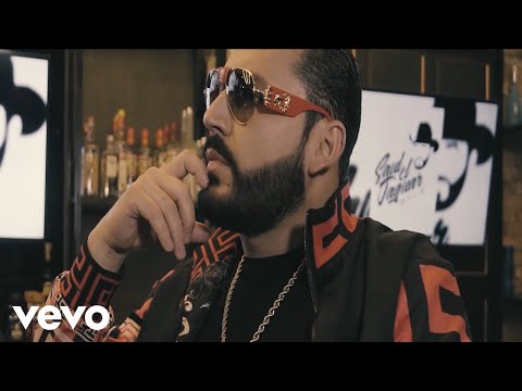 Saul El Jaguar Alarcón, Mitch Caleboy - La Guera Moet