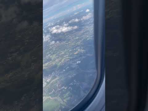 貴重映像 飛行機すれ違いの瞬間