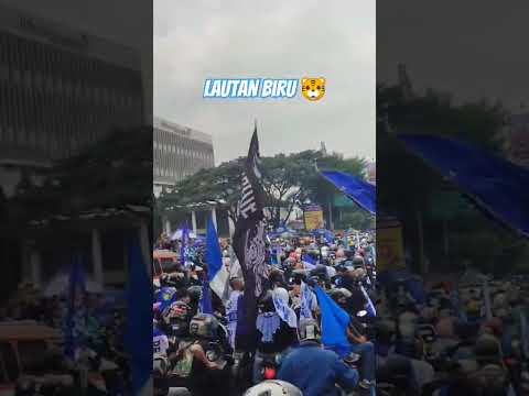 BANDUNG LAUTAN BIRU , PERSIB JUARA !!! #shorts #persibbandung #persib #juara #briliga1