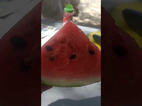 sandía rica delicius ña#viral #parati #shortvideos #comiendo