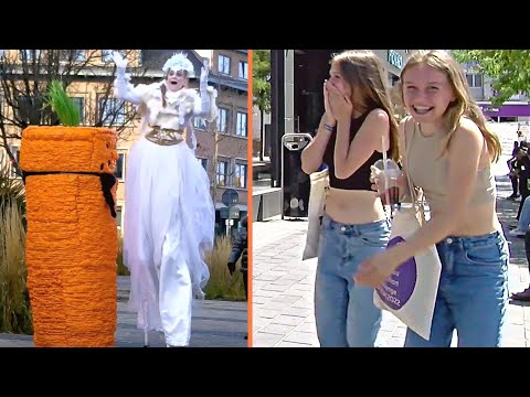 The Carrot was Frozen with Fear of the Tall Lady !! Angry Carrot Prank !!