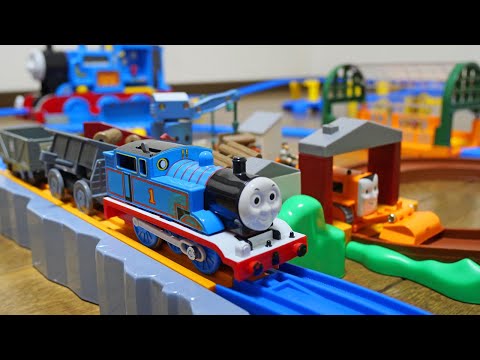 Thomas the Tank Engine & Terrence ☆I played on the wood loading and unloading course♪