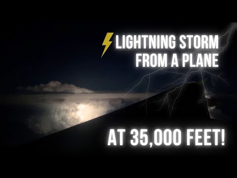 Viewing a Lighting Storm From a Plane at 35,000 Feet!!!