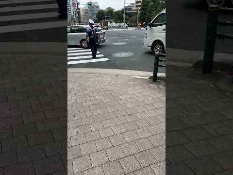 警察　笛吹#policeman #police #警察官 #警察24時 #shortvideo #japan かっこいい#イケメン #緊急出動#警察車両 #shorts #policecar