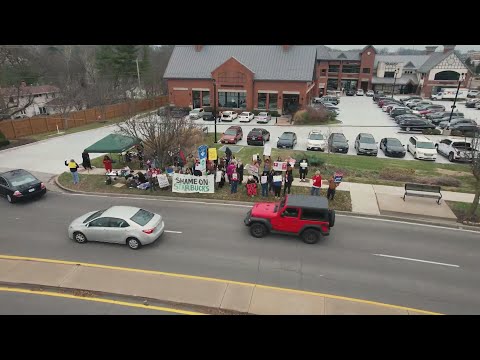 Starbucks strike expands in St. Louis area