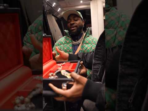 Davido Bought expensive Diamond chains  Worth £600,000🟰N677 Million   #davido #short 2024