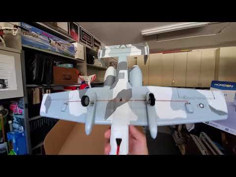 HORIZON HOBBY UMX A-10 Unboxing