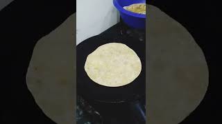 Aaloo paratha recipe | Potato stuffed paratha chapathi | Yummy 😋😋 Stuffed chapathi #SaranzLobby