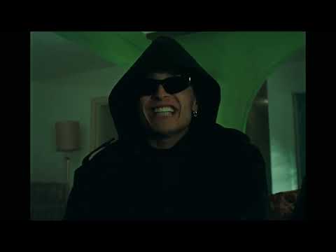 Peso Pluma Ft Santa Fe Klan & Duki - KLLE - (Video Oficial)