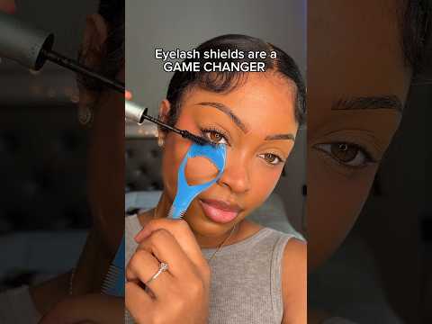 YOU WON’T BELIEVE WHAT THIS TOOL DOES🤯 #viral #trendingshorts #makeup #beauty