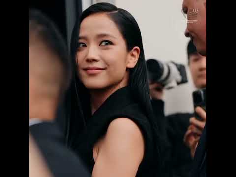 Jisoo - Dior PFW24 (SS24)