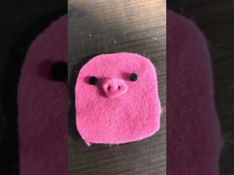 Making a pig with a craft kit! (so cuteee!!!) 🧵🐷 #shorts