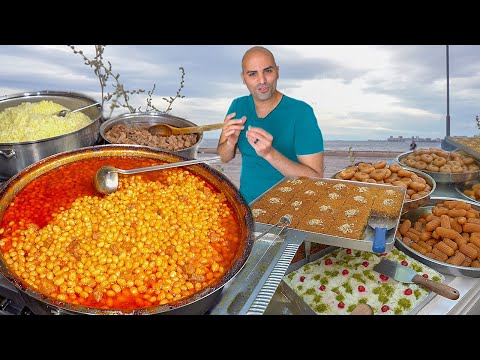 Street food in IZMIR 🇹🇷 - UNDERGROUND ROASTED KOKOREC + Insane street food tour in Izmir Turkey