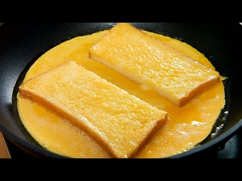 How to make one pan egg toast :: French Toast with Strawberry Jam and Cheese