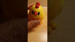 Happy feet, Chicken joy 🐔 #chicks #chicken #toys #animals #asmr #asmrsounds #happychickens