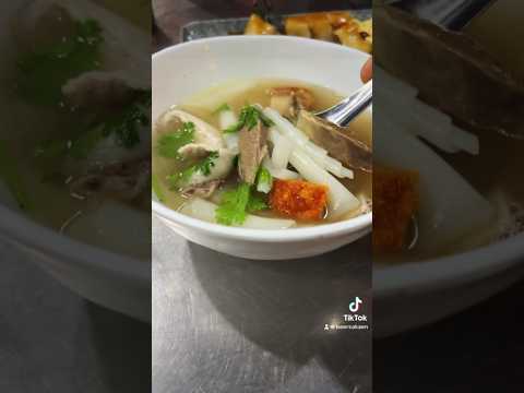 ก๋วยจั๊บเอกไพลิน