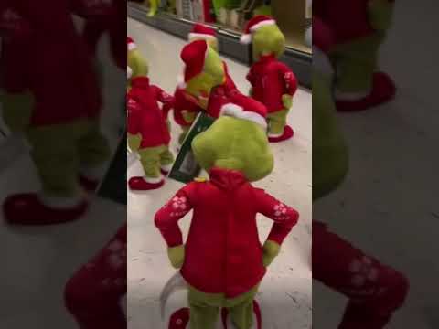 What’s better than 1 dancing Grinch?🎄 #christmas #christmasdance #santa #grinch