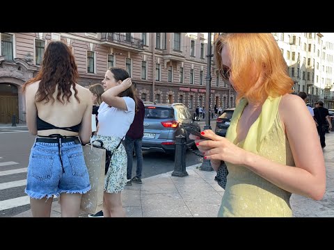 Beautiful girls on the streets of Saint Petersburg , Russia | Россия , Санкт-Петербург 🇷🇺