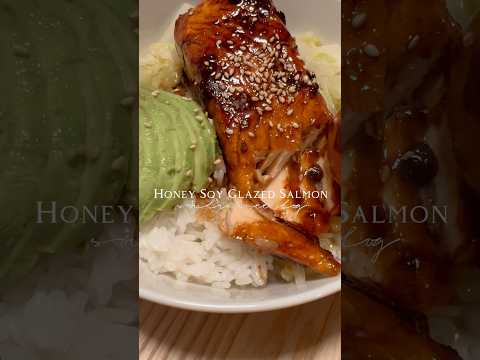 Honey Soy Glazed Salmon in 10 mins || easy dinner recipe #shorts #cooking