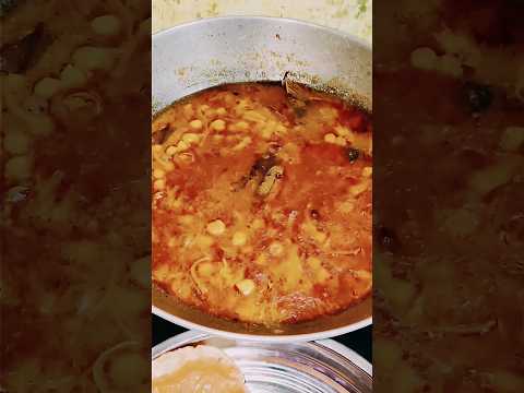 पूरी छोला किस किस को पसंद है #khushbootherasoi #shorts #shortsvideo #ytshorts #cooking #recipe