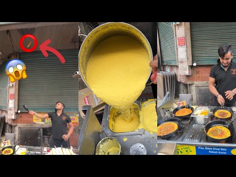 Karol Bagh का Famous Flying Moonglet 🥵 | Veg Omelette भी कहते है इससे 😱| 4 Moonglet एक साथ बनते है