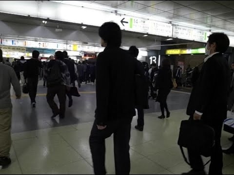 2009 代々木駅-新宿駅 東口 歌舞伎町へ向かう 091110