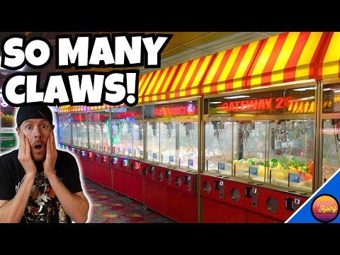 CHEAP CLAW MACHINES! Can We Win Any Prizes at Gateway 26 Arcade?