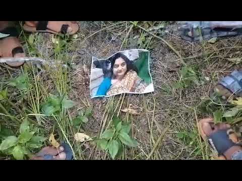 পোলা পাইনে  নুপুর শর্মা রে পাঠ ক্ষেতে নিয়া কি কামডা ঐ না কইরা দিল🤣🤭