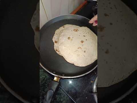 GAS KI DIRECT AANCH PAR ROTI KABHI NA SEKE #roti #food #motivational #treandingshort