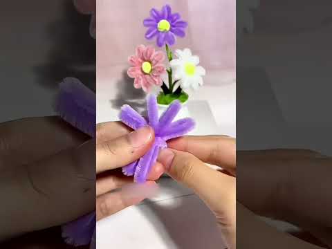 DIY pipe cleaner  flower gift#diy #flowers #gift #craft #handmadegifts #rose #diyashion #ribbon