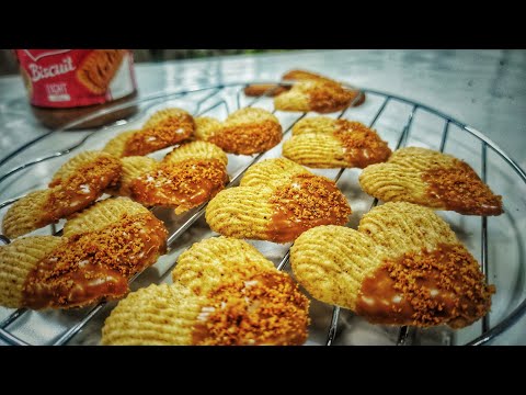 In a few minutes for tea!☕ Quick and delicious lotus cookie recipe. 😋Bakery