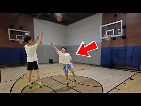 Rayasianboy VS JasonTheWeen 1V1 Basketball.. 😲