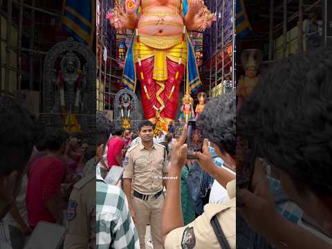 Khairatabad Ganesh Face Reveal 2024 | Indias Big Ganpathi #ganeshchaturthi #youtubeshorts #shorts