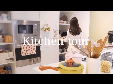 Japanese kitchen tour / Pantry and kitchen storage method / Convenient kitchen goods