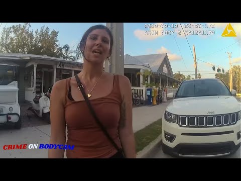 Entitled Woman Turns Into a Maniac, Convinced the Law Doesn't Apply to Her