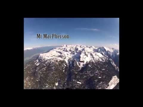 Spectacular views on a paragliding flight from Mara to Revelstoke