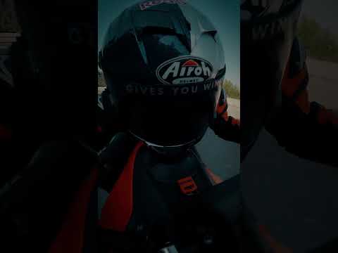 MotoGP™️ vs EnduroGP - KTM 990 DUKE vs KTM 450 SX-F