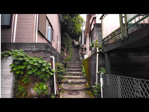 Walking through a house with endless stairs. Suburban town in Japan 【4K ASMR Japan】